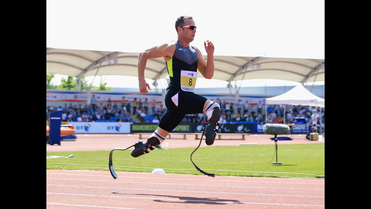 'Blade Runner's' artificial legs controversial at Olympics