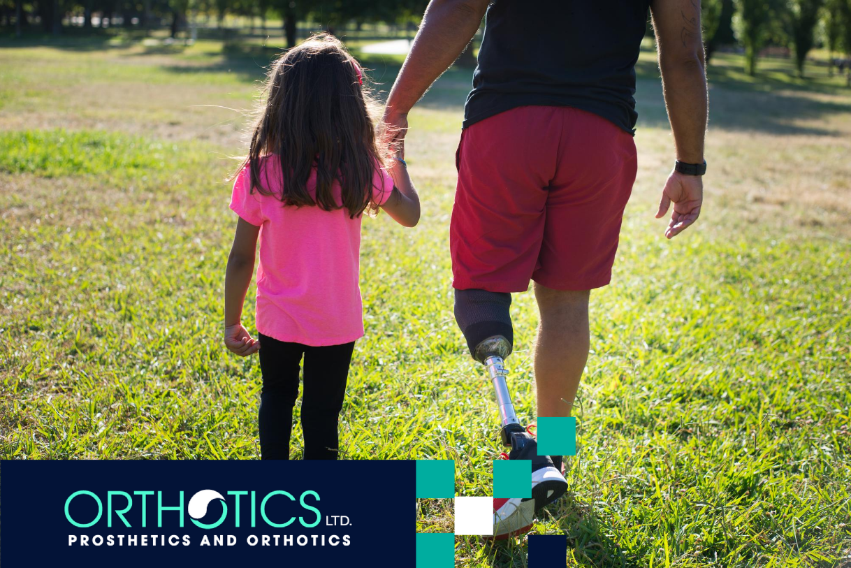 A father with prosthetic is walking with her daughter